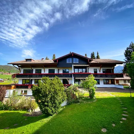 Gaestehaus Weller Гостевой дом 4*