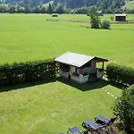 Gaestehaus Weller Pensión 4*