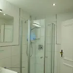 ゲストハウス Gaestehaus Weller